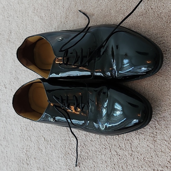 Loui Philippe Formal Shoes - Picture 2 of 9